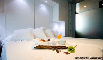 Hotel 54 Barceloneta 3*