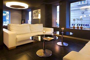 Hotel 54 Barceloneta 3*